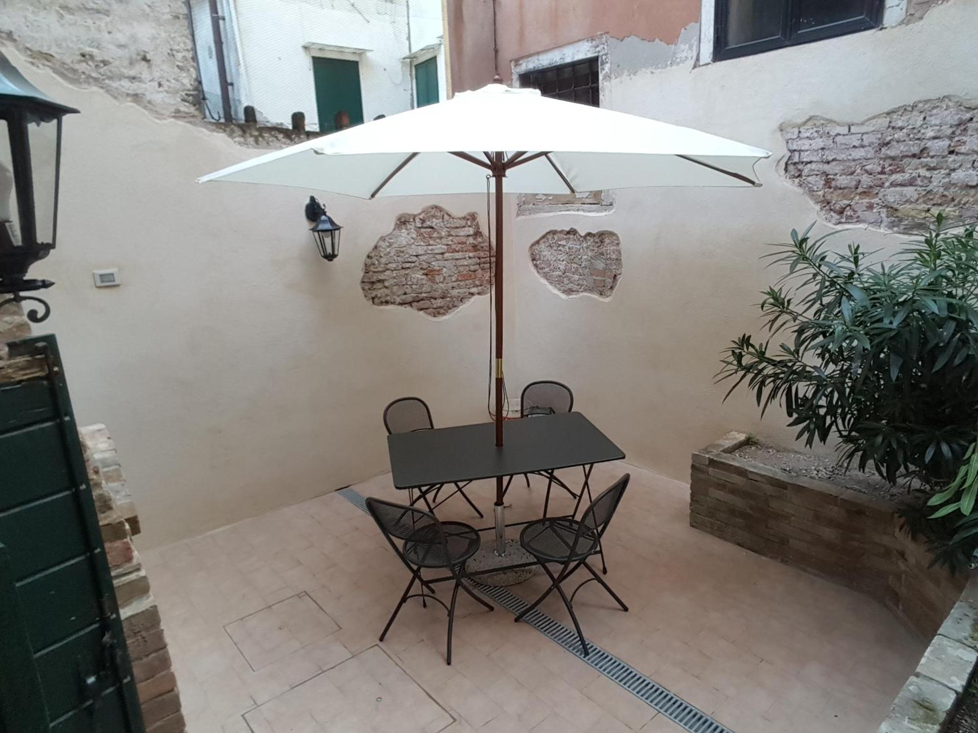 La Corte Incantata Venecia Exterior foto